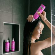 Ashley Joy ‘Matcha Gloss’ ile Işıltılı Saçlar